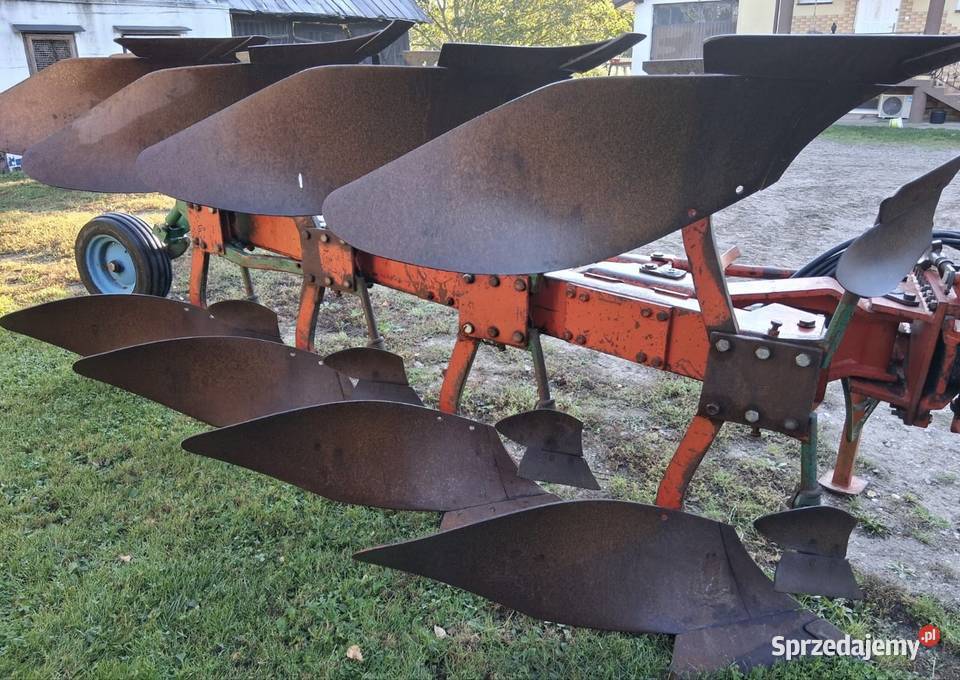 Plug kverneland vario 85 obracany Maszyny uprawowe podlaskie Sejny