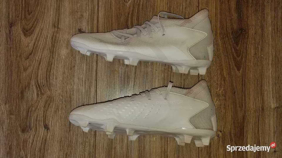 Buty Adidas Predator Accuracy3 FG 3637 233 lanki Sporty drużynowe