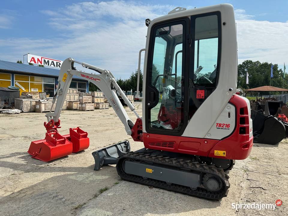 Nowa japońska minikoparka Takeuchi TB 216 Gorlice