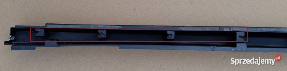 SKODA ENYAQ IV LISTWA PROGOWA PRAWA PRÓG Bieleń