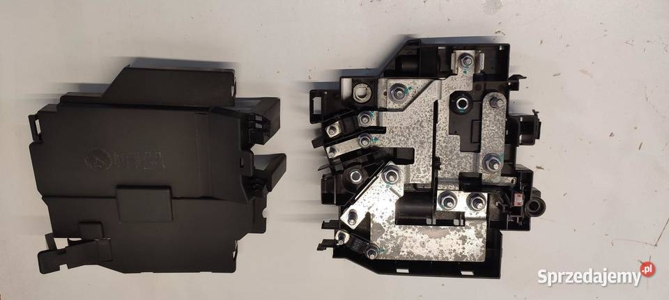 VOLVO XC40 KLEMA ROZDZIELACZ PRĄDU 32265898