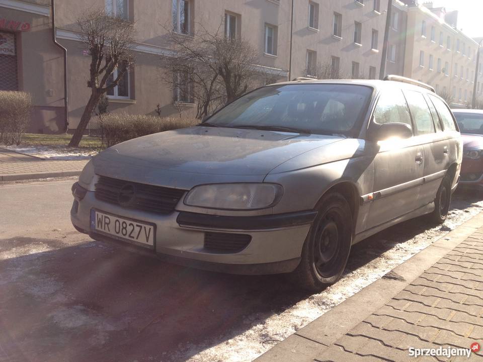Opel Omega B Kombi 20 8v BenzynaGaz elektrycznie ustawiane fotele Radom sprzedam