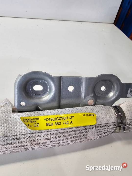 KURTYNA PRAWA AUDI A4 B7 AVANT 8E9880742A Przystajń sprzedam