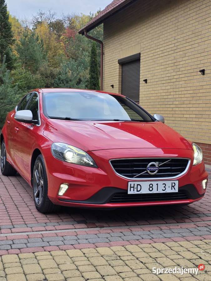 Volvo V40