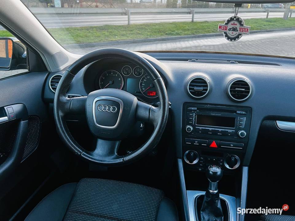 Audi A3 8p 14 benzyna Opłacony wielofunkcyjna kierownica A3 Grudziądz