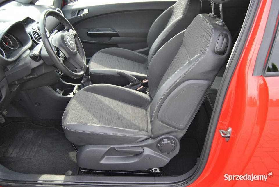 Opel Corsa 12 benzyna Zarejestrowany 2 SZTUKI centralny zamek lubelskie