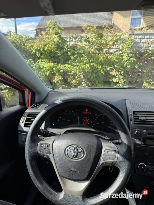 Toyota avensis 2010 20d nieuszkodzony Jelcz-Laskowice