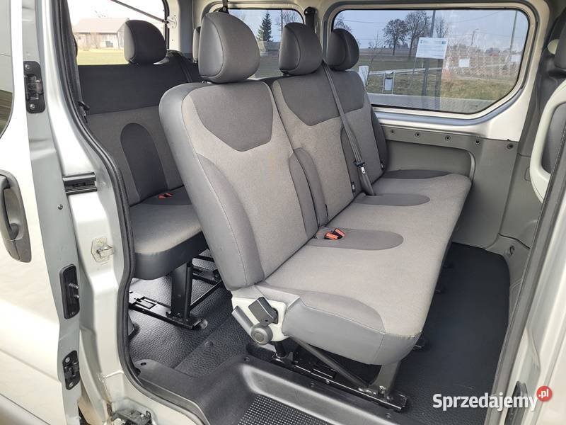 Zadbana 9cio osobowa wersja Zarejestrowany w Polsce małopolskie Słomniki