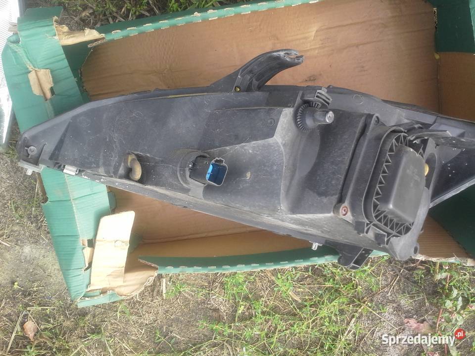 FORD FOKUS MK1 lampa przód ORYG 9801 Dębno sprzedam