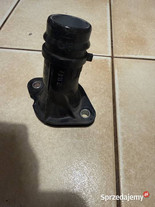 KRÓCIEC WODY 2563104012 CEED III I30 III 10B Warszawa