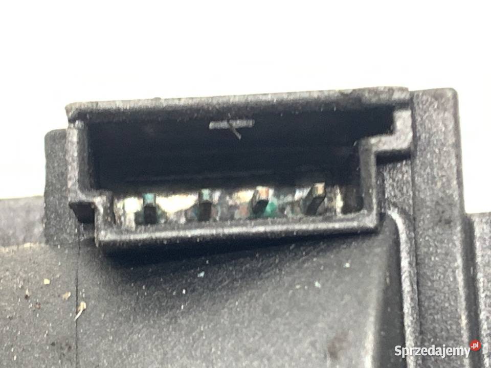 ZAMEK KLAPY TYŁ MERCEDES S204 Kombi 0714