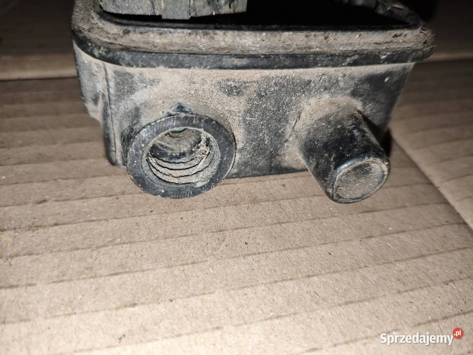 Puszka prądów IŻ49 Regulatory napięcia Leszno