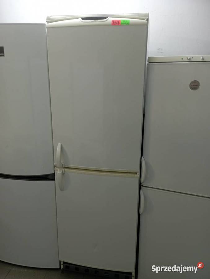 LODÓWKA HELKAMA Wrocław