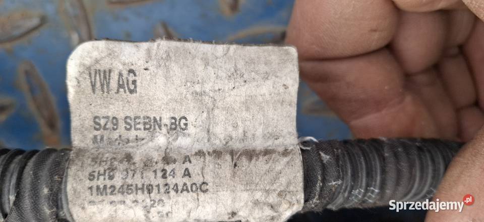 Hak holowniczy golf 8 kombi 5H9803881D