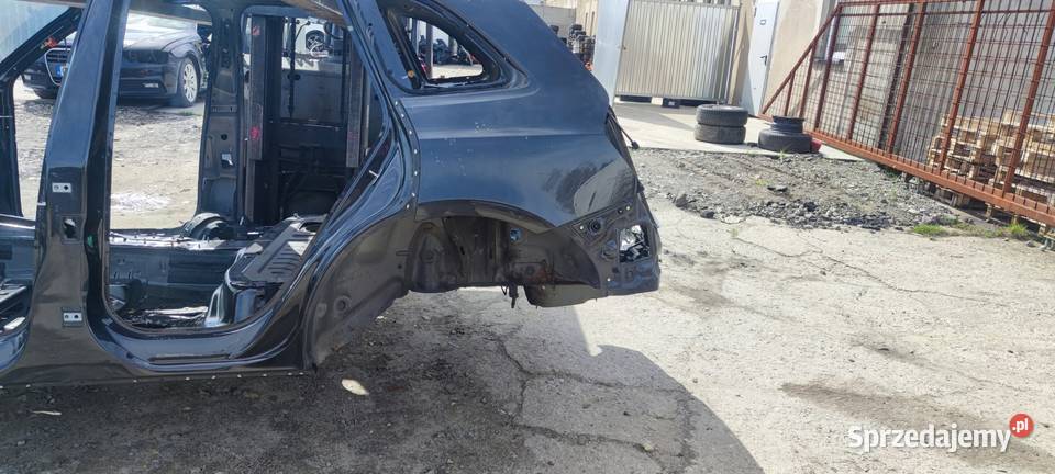 ĆWIARTKA BŁOTNIK PRÓG LEWY TYŁ AUDI Q5 8R LZ7L Zestawy części blacharskich Przystajń
