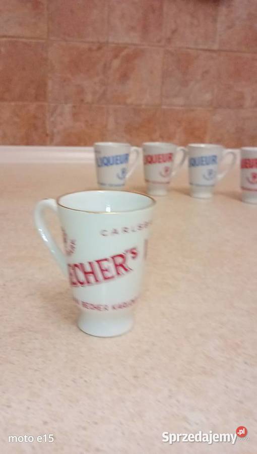 kieliszki porcelanowe do likieru Becher Warszawa