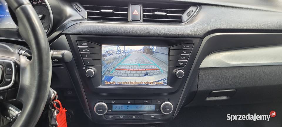 Bezwypadkowa serwis ASO super stan 4/5 Warszawa