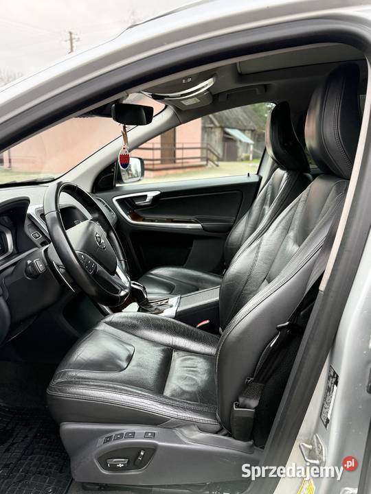VOLVO XC60 30 T6 2014r isofix mazowieckie