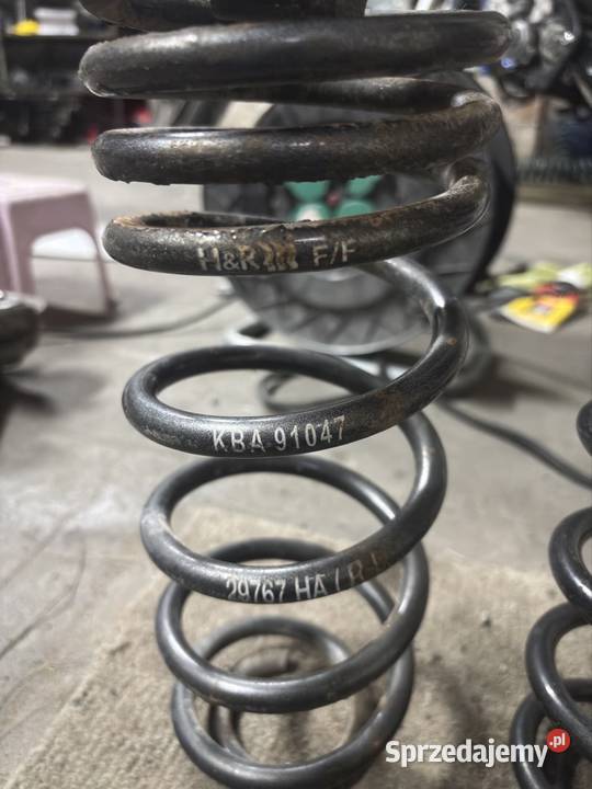 sprezyny obnizajace hr tylne audi a3 golf 4 seat Włoszczowa