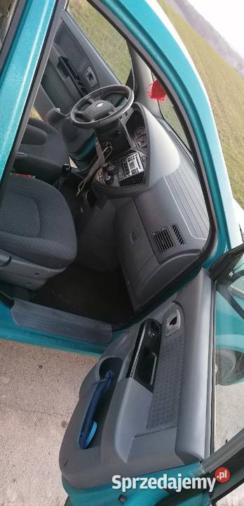 Kia Carens BezynaGaz 18 piekny niebieski kolor Zamość