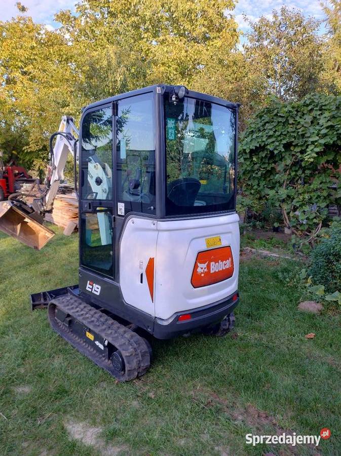 Minikoparka Bobcat E19 łyżki 3 sztuki pływająca nie Koparki