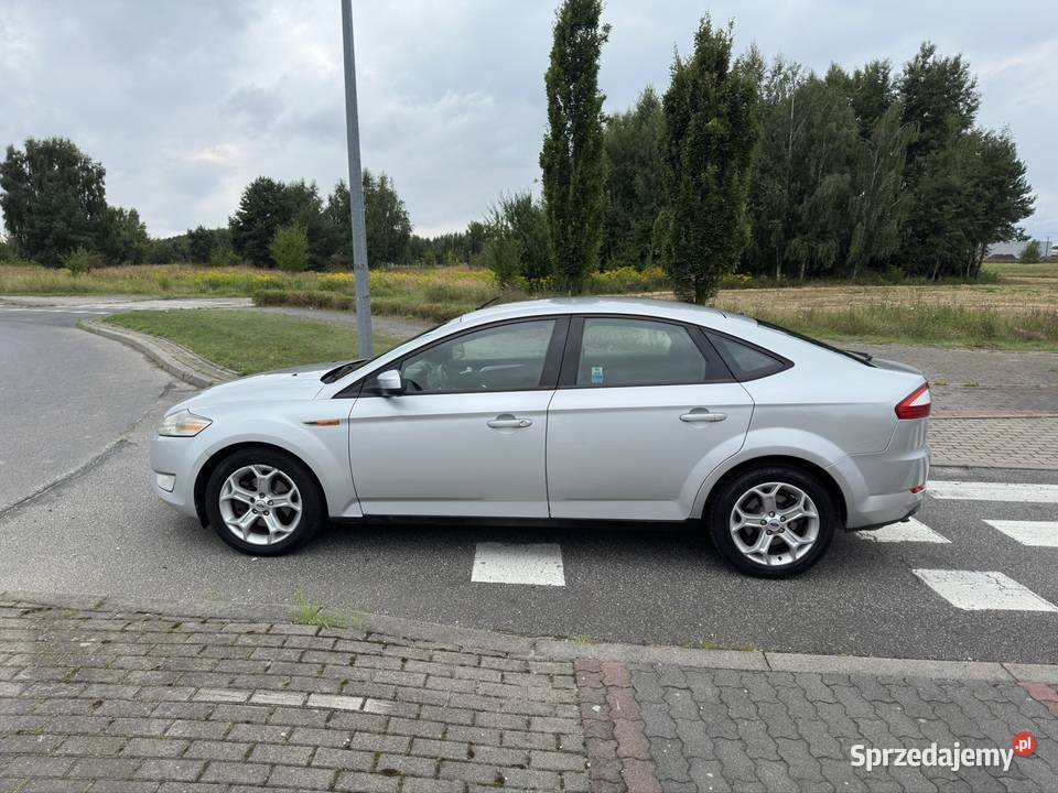 Ford Mondeo mk4 20 benzyna 2008r garażowany