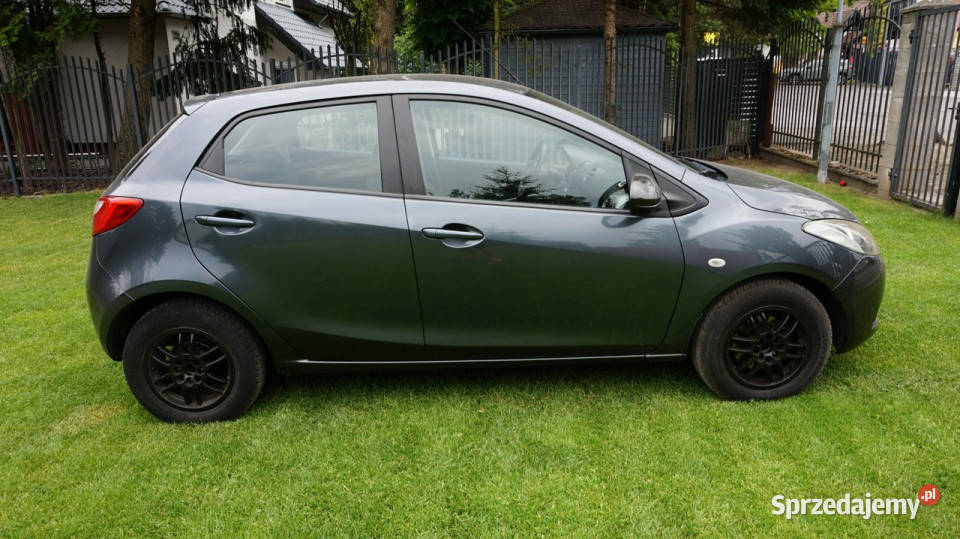 Mazda 2 zarejestrowany ubezpieczony Gwarancja II elektryczne lusterka