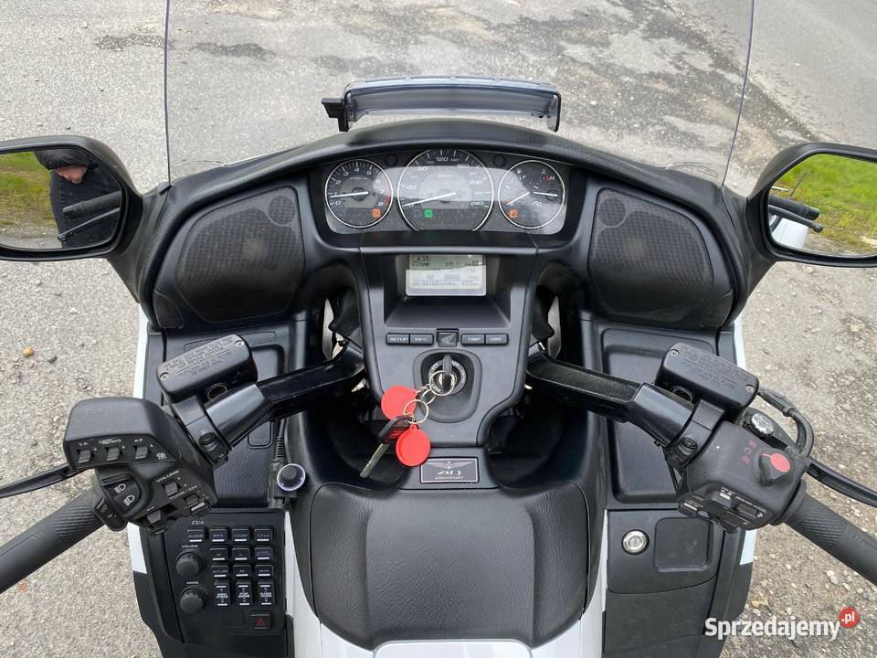 Honda Goldwing GL1800 F6B 2015 nieuszkodzony Honda wielkopolskie