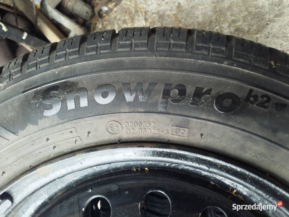 Opony z Toyoty Yarys zimowe z felgami 41465175 Kolno