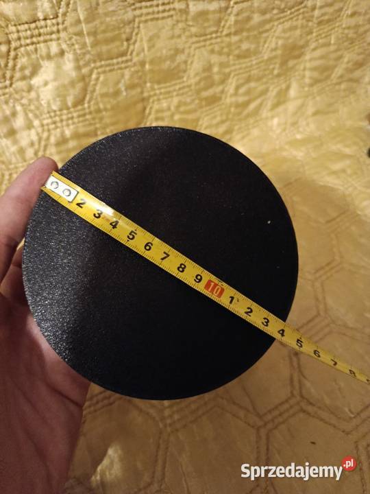 Karmnik ptaków Warszawa