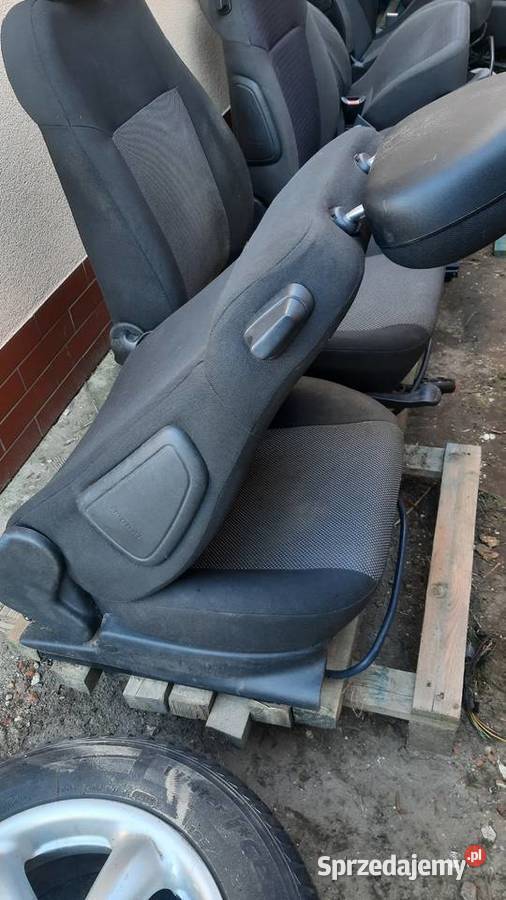 Fotel prawy lewy Opel Corsa C Combo 3drzwi