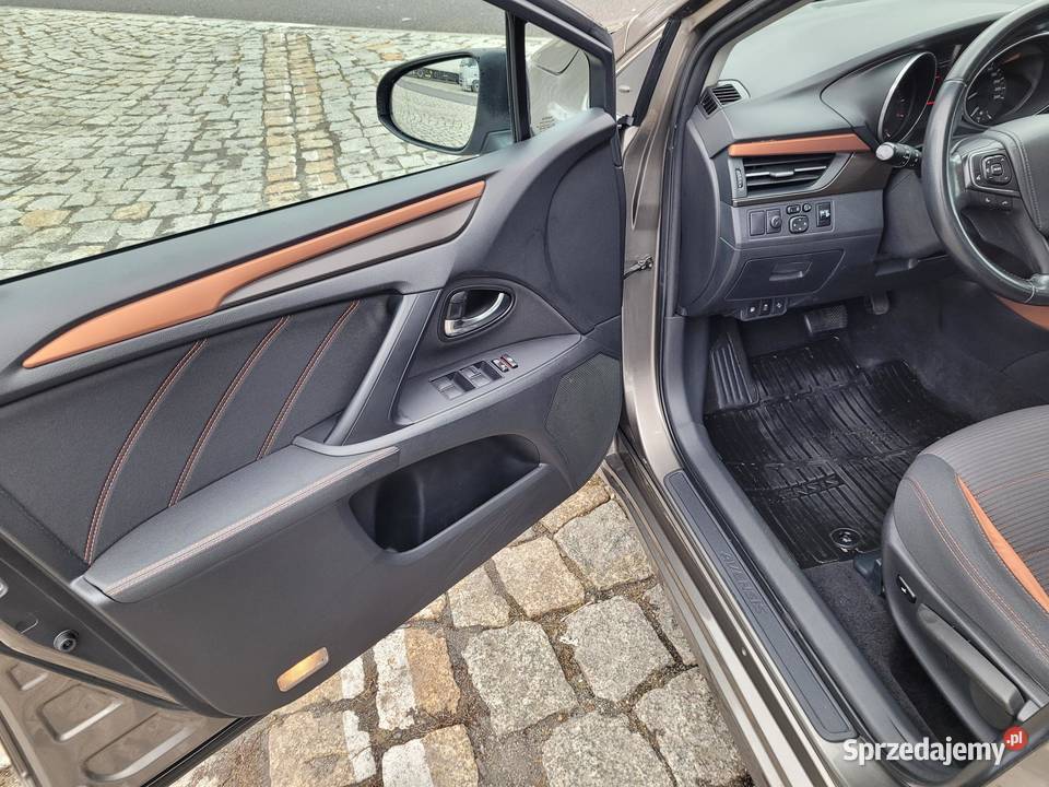 Toyota Avensis Opole