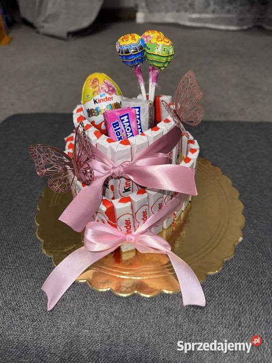 Tort piętrowy Kinder serca mazowieckie