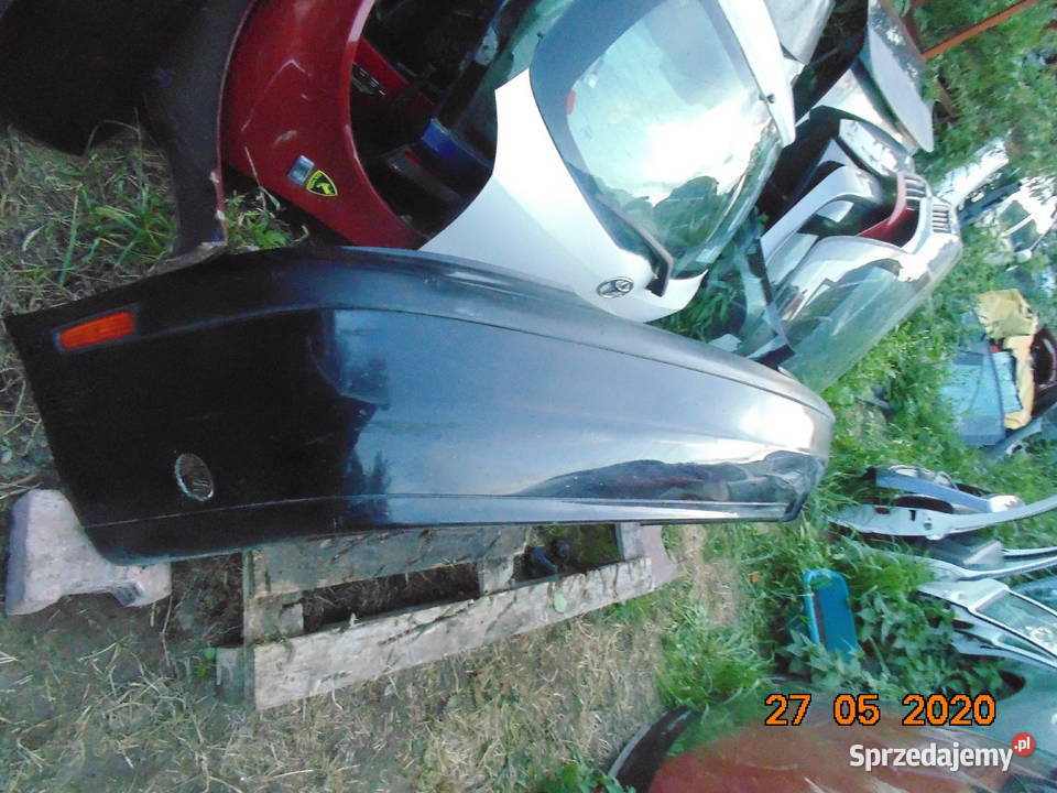 Zderzak tylny tył Volvo v40 0004 lift czarny Kraków