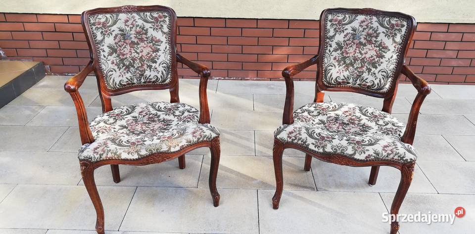 Fotel Ludwik stylowy na giętych nogach krzesło Sulbiny sprzedam
