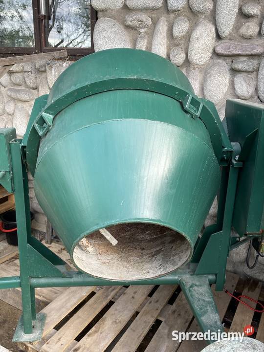Betoniarka defro mieszalnik pasz 250 L stan