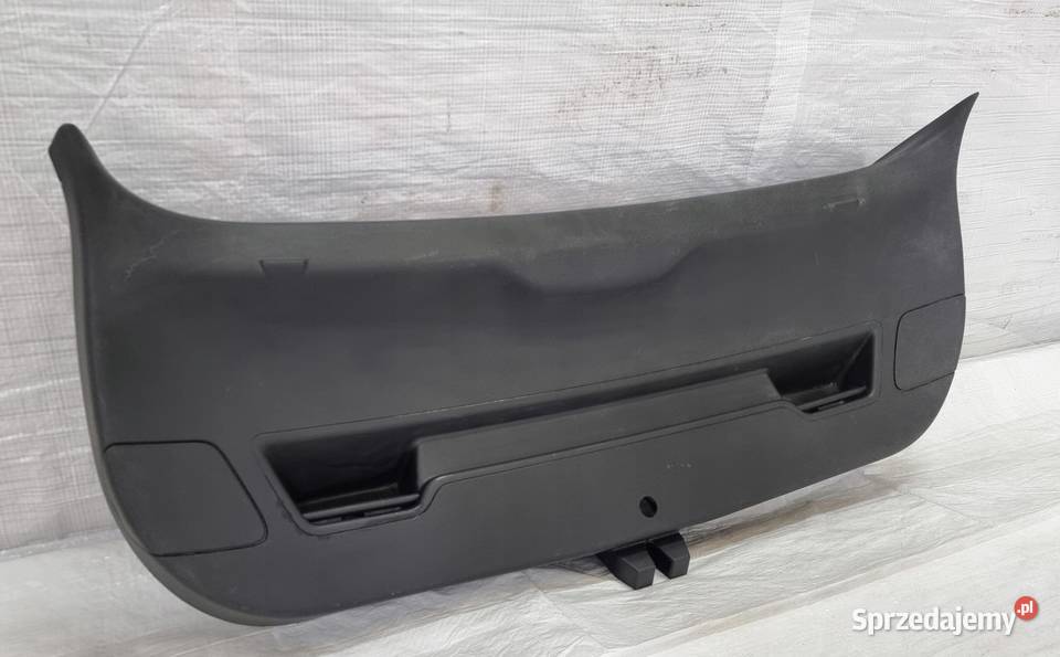 Opel Astra J IV HB tapicerka klapy tylnej osobowe