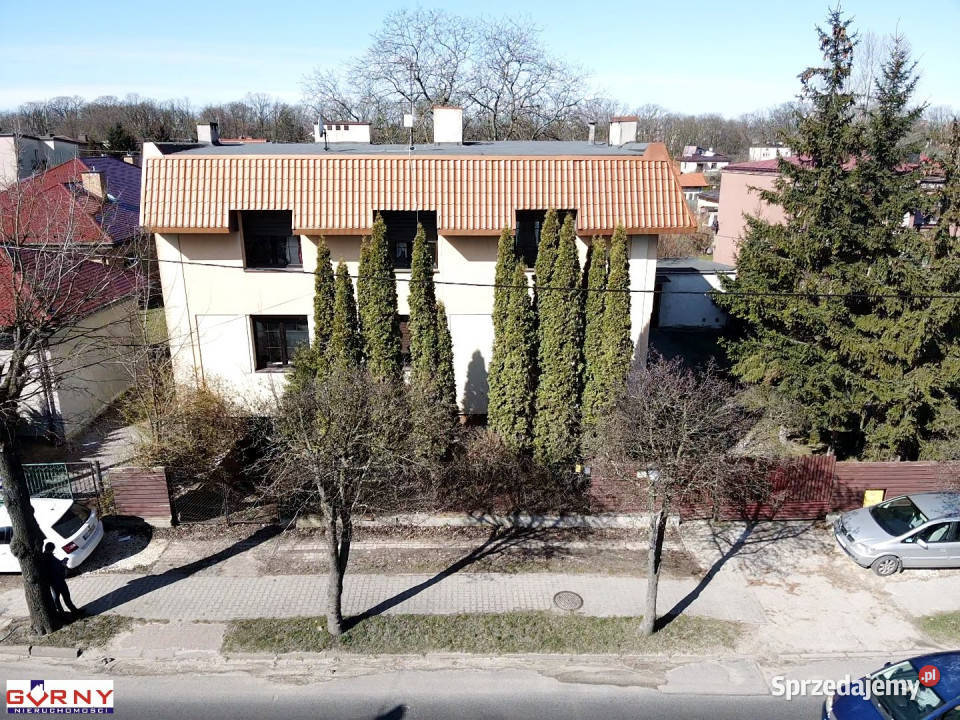 sprzedaży domu Piotrków Trybunalski 300m2 łódzkie