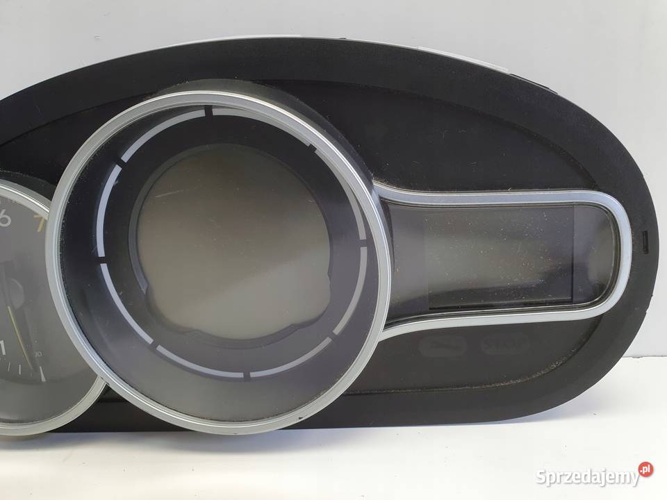 Renault Megane III benzyna LICZNIK ZEGARY Europa osobowe Rudka