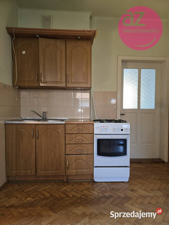 Dom jednorodzinny z suterenami i Lipinki sprzedam