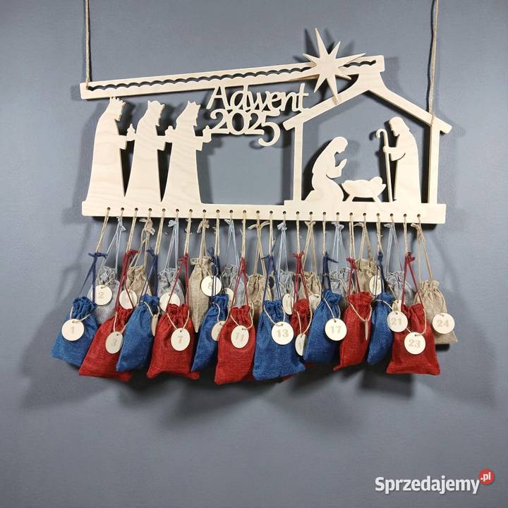 Kalendarz adwentowy / Szopka i korowód Trzech Króli / Prezent /
