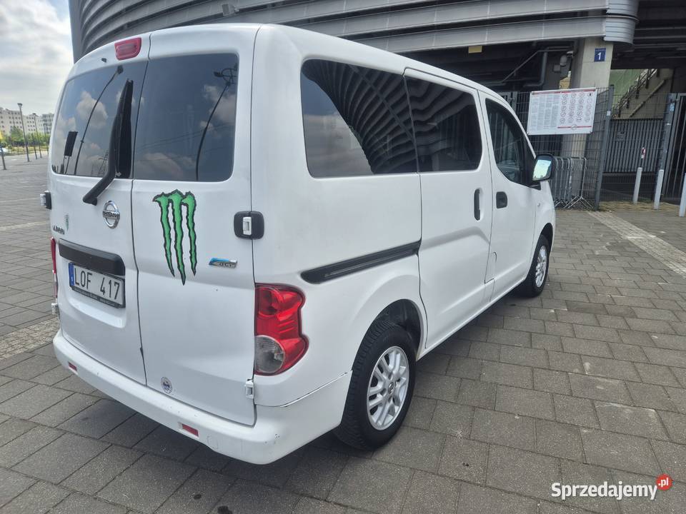 7 osobowy NV200 sprzedam