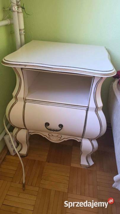 Uroczy stolik nocny szafka retro Biały rzeźbiony