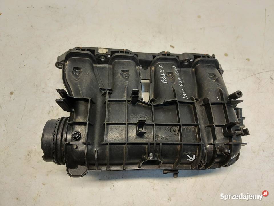 AUDI A3 8Y4 15 TFSI Kolektor ssący