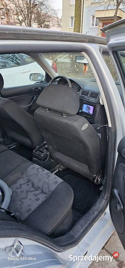 Golf 4 16 SR benzyna 1998 benzyna Volkswagen Lublin