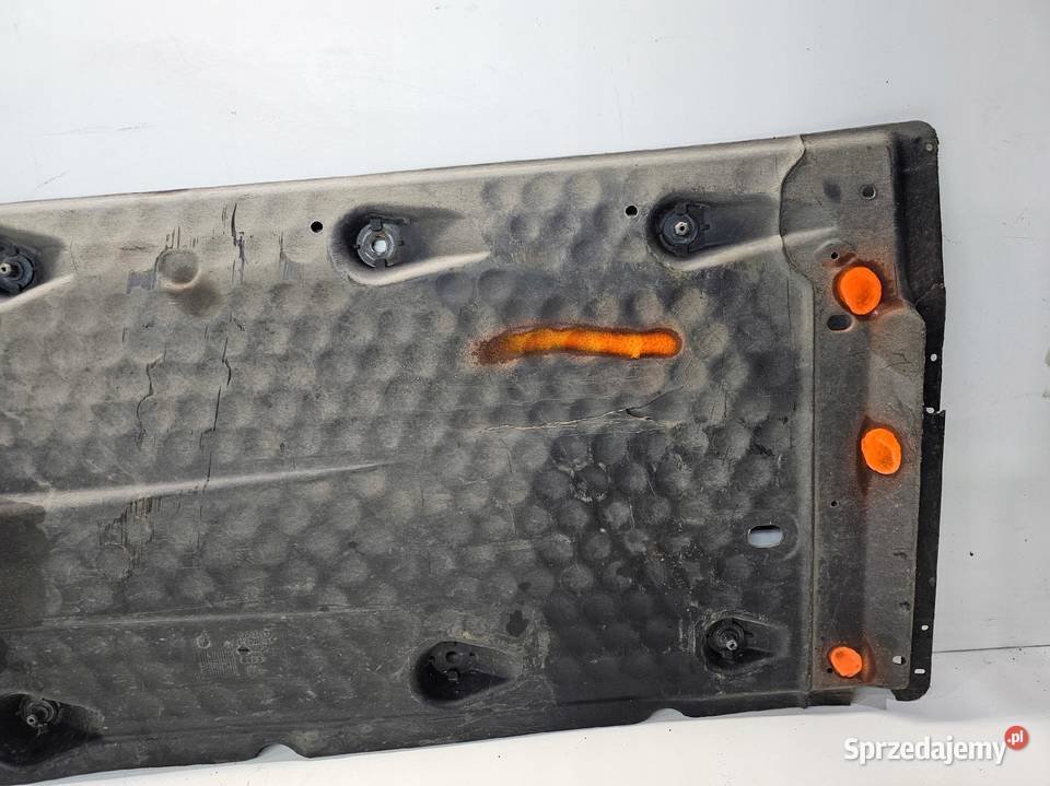 OSŁONA PODWOZIA LEWA AUDI A3 8P 1K0825211E Przystajń
