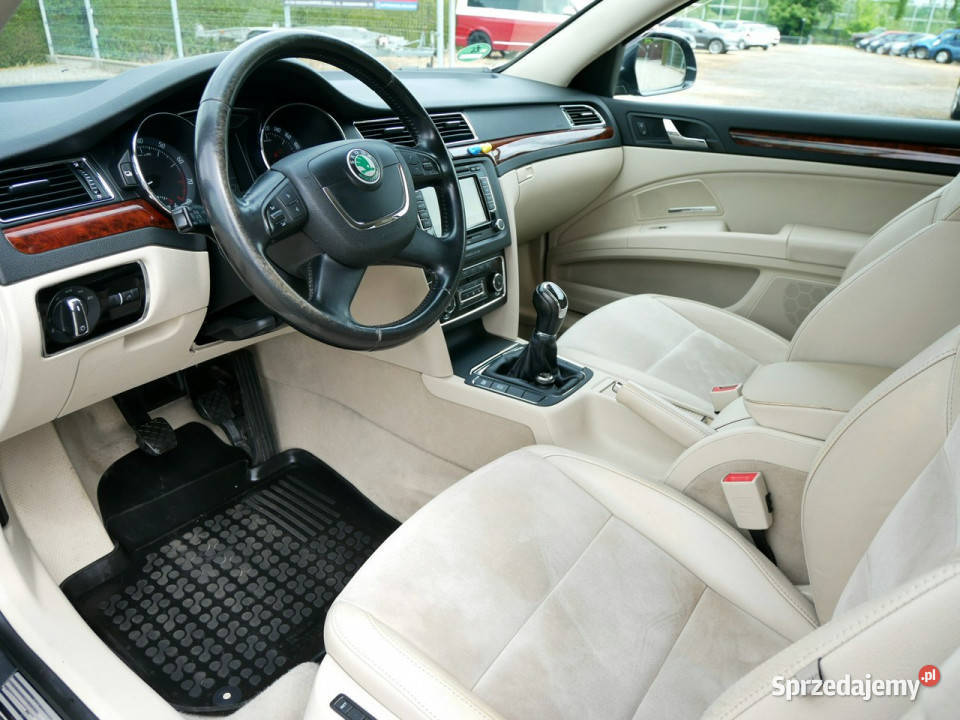koda Superb 18TSI 160 Elegance Liftback Skóra śląskie