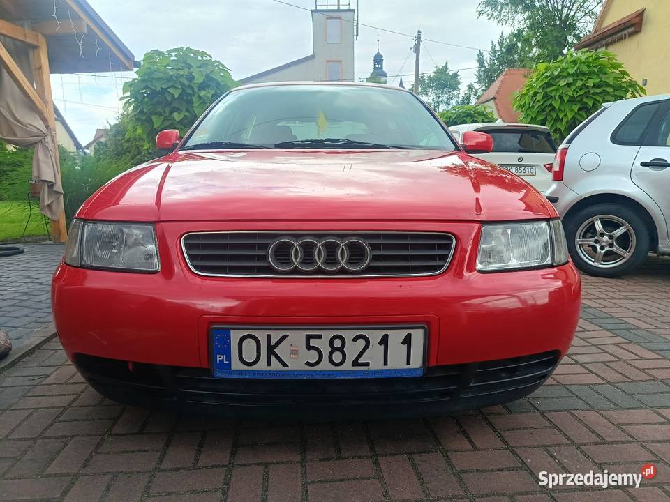 AUDI A3 18 Benzyna 20v Klimatronik Sportowe centralny zamek opolskie Bierawa