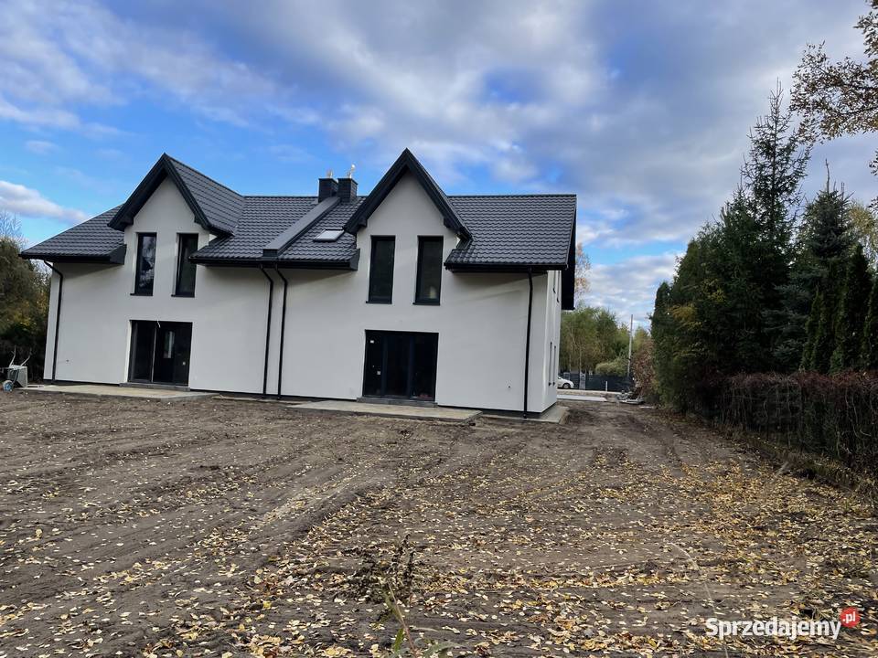 131m Połowa bliźniaka gotowa do oddania Grodzisk