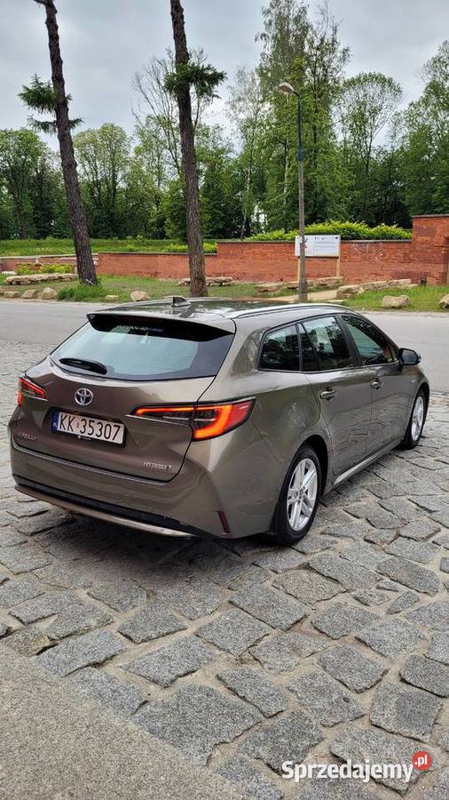 Toyota Corolla e21 18 Hybrid ESP Kraków